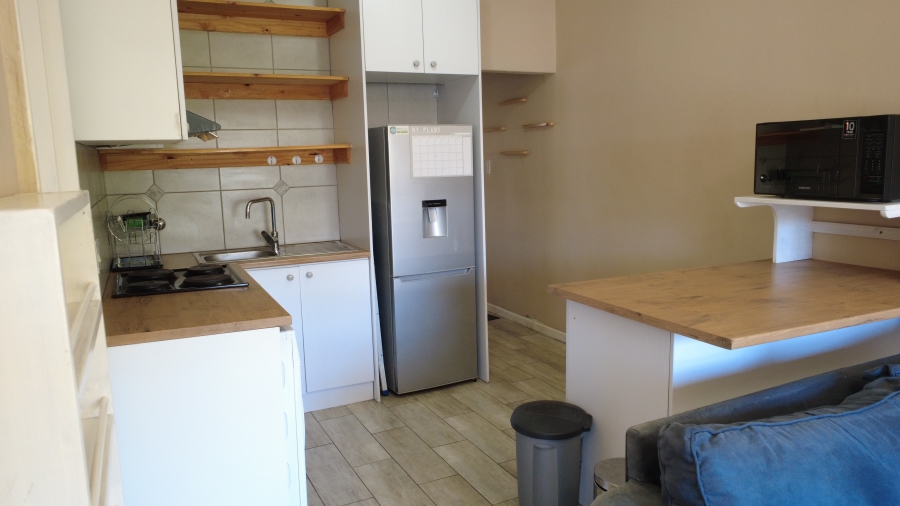 To Let 2 Bedroom Property for Rent in Zonnebloem Western Cape